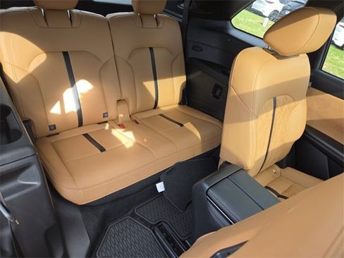 Certified 2025 MAZDA CX-90 3.3 Turbo S w/ Premium Plus image 19