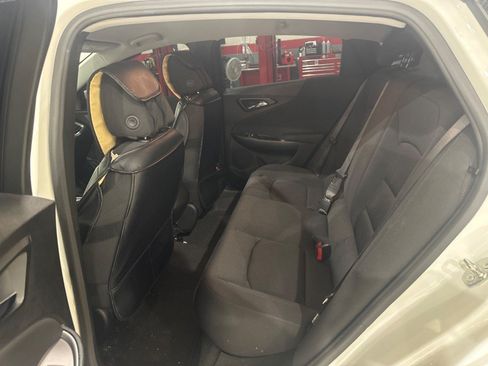 Used 2023 Chevrolet Malibu RS FWD image 39