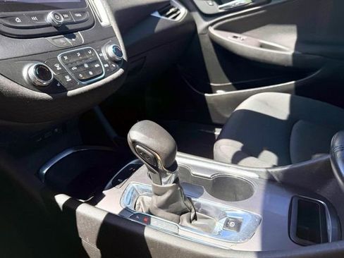 Used 2023 Chevrolet Malibu LT w/ Driver Confidence Package FWD image 30