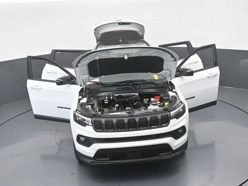 Used 2023 Jeep Compass Altitude image 70