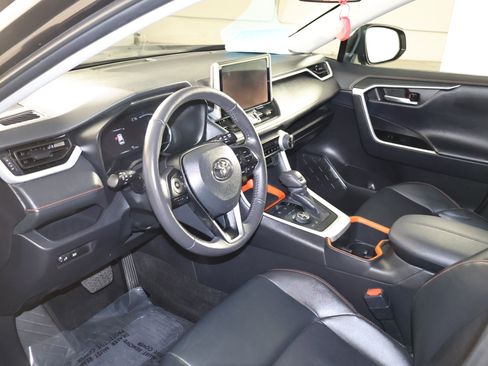 Used 2024 Toyota RAV4 Adventure image 2