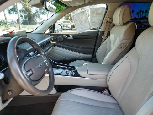 Used 2021 Genesis GV80 2.5T AWD/4WD image 18
