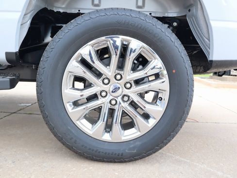 New 2025 Ford F150 Lariat w/ Equipment Group 502A High image 20