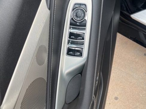 Used 2023 Chevrolet Corvette Stingray Preferred Conv w/ 2LT image 11