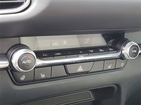 Certified 2025 MAZDA CX-30 2.5 Turbo w/ Premium Package image 29