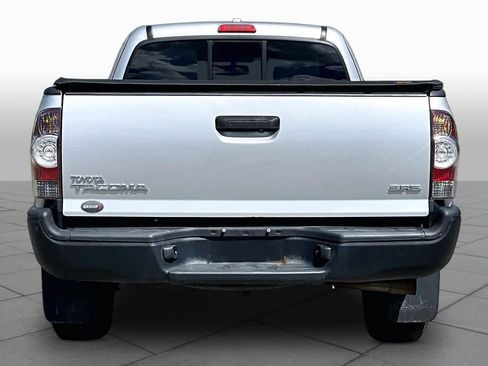 Used 2010 Toyota Tacoma 4x4 Access Cab image 4