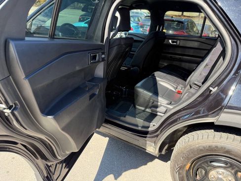 Used 2020 Ford Explorer 4WD Police Interceptor image 13