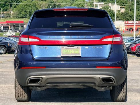 Used 2017 Lincoln MKX Select AWD/4WD image 4