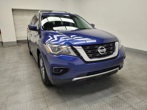Used 2018 Nissan Pathfinder S image 13