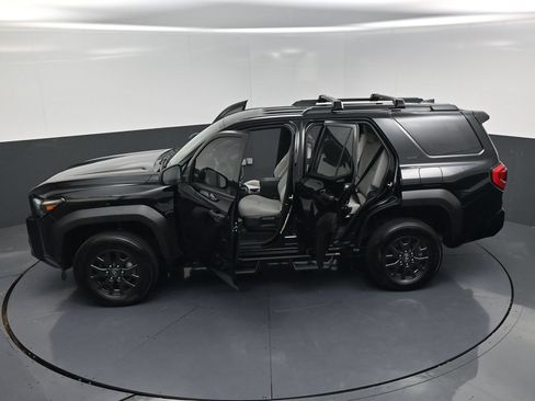 Used 2026 Toyota 4Runner SR5 AWD/4WD image 26