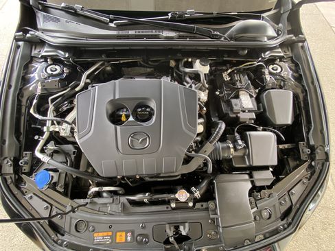 Certified 2025 MAZDA MAZDA3 s FWD image 38