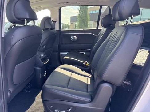 New 2026 Hyundai Ioniq 9 Calligraphy image 8