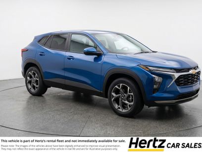 Used 2025 Chevrolet Trax LT