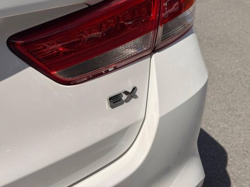Used 2016 Kia Optima EX FWD image 12