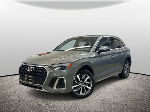 Used 2023 Audi Q5 2.0T Premium Plus w/ Premium Plus Package AWD/4WD image 1