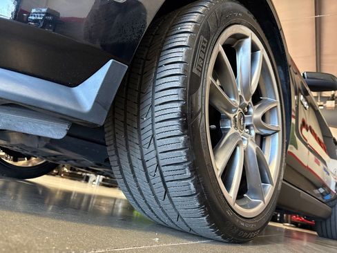 Used 2012 Ford Mustang GT Premium w/ Brembo Brake Pkg image 38