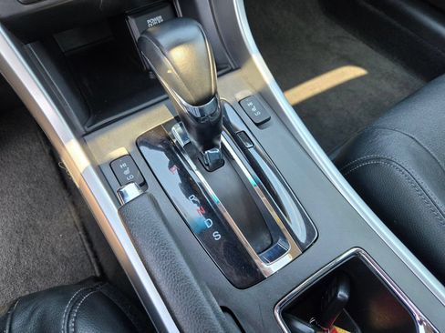 Used 2014 Honda Accord EX-L image 30