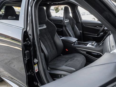 Used 2025 Jaguar F-PACE SVR AWD/4WD image 41