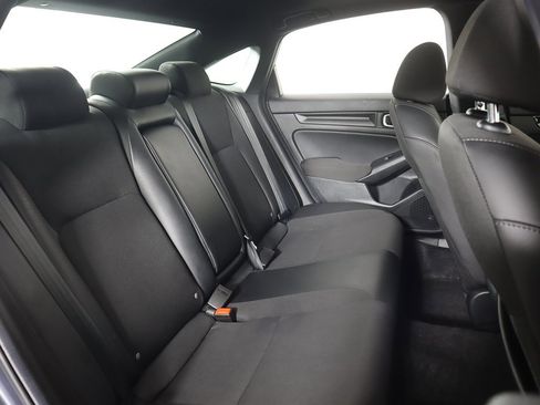 Used 2025 Honda Civic Sport image 34