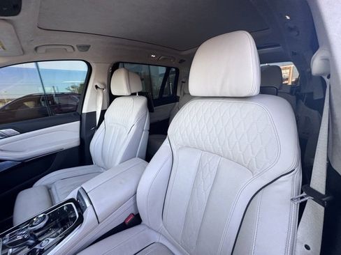Used 2022 BMW ALPINA XB7 image 9