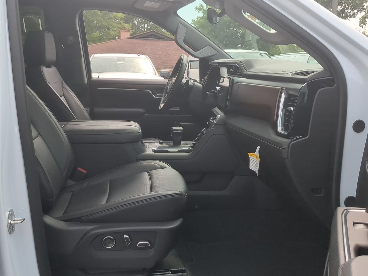 Used 2026 GMC Sierra 1500 Denali AWD/4WD image 29