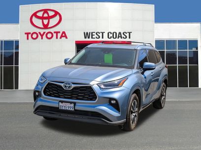 Used 2021 Toyota Highlander XLE