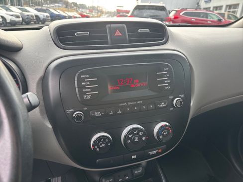 Used 2014 Kia Soul image 21
