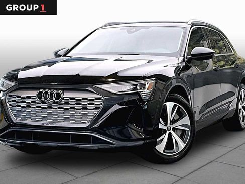 Used 2024 Audi Q8 e-tron Premium Plus AWD/4WD image 1