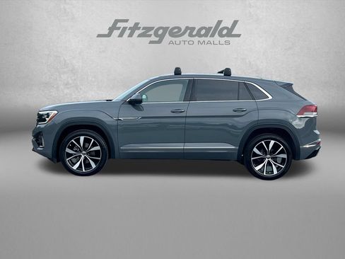 Used 2024 Volkswagen Atlas Cross Sport SEL Premium R-Line AWD/4WD image 5
