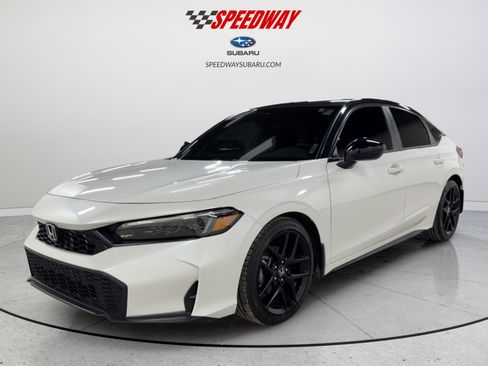 Used 2025 Honda Civic Sport image 3