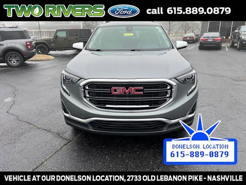 Used 2020 GMC Terrain SLT w/ Preferred Package image 3
