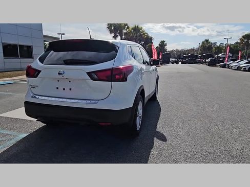 Used 2018 Nissan Rogue Sport S w/ S Appearance Package image 31