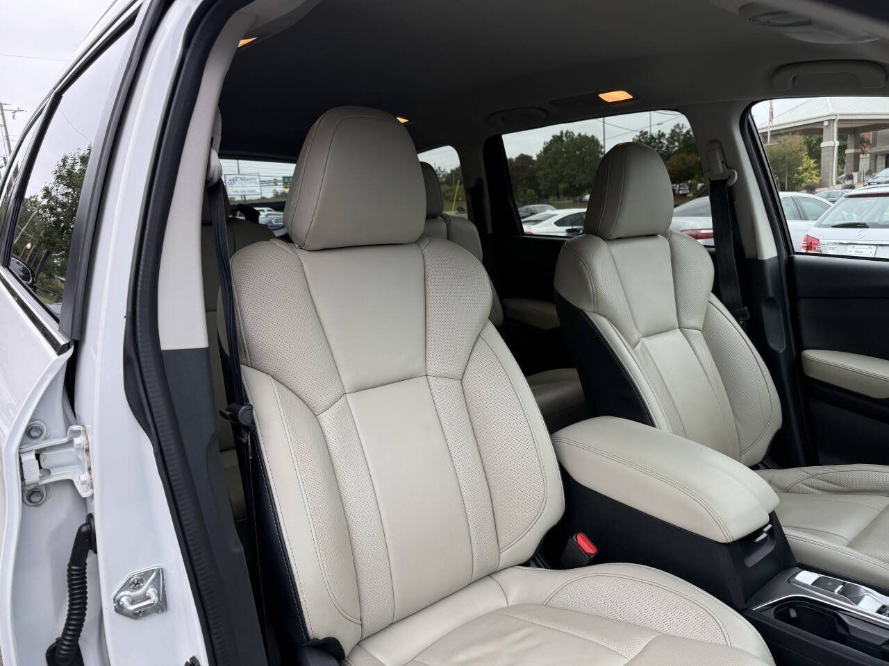 Used 2023 Subaru Ascent Limited AWD/4WD image 20