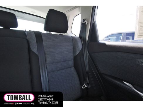 Used 2023 Nissan Rogue SV FWD image 12