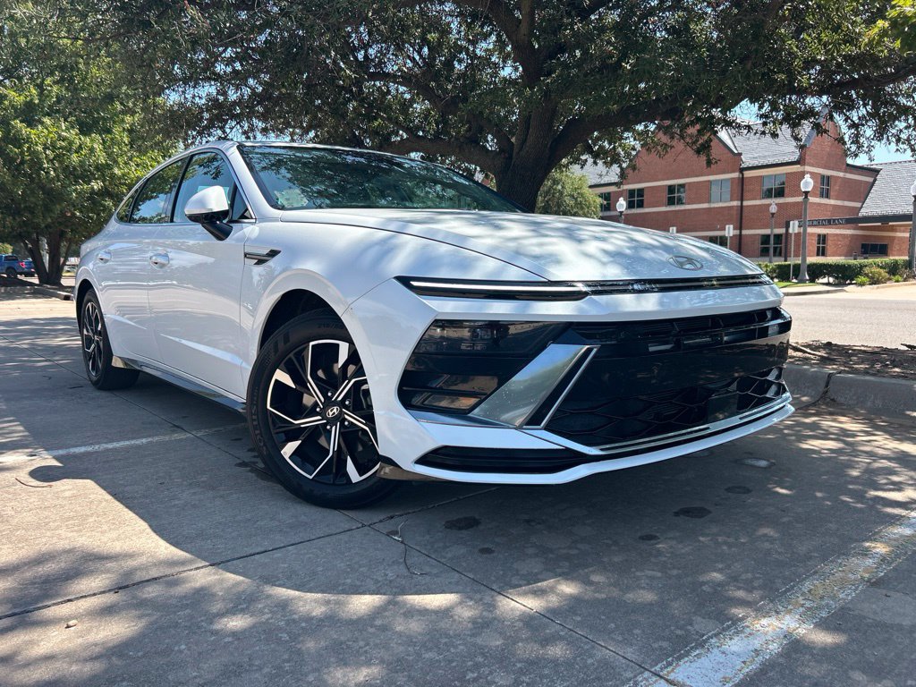 Certified 2025 Hyundai Sonata SEL FWD image 4