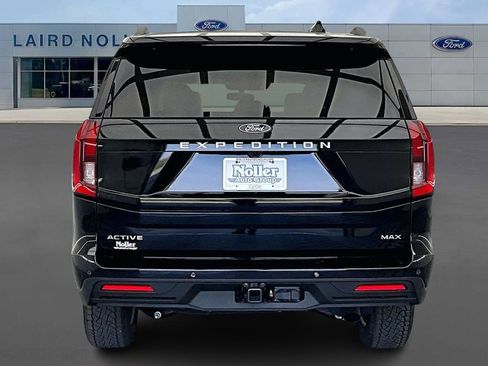 New 2025 Ford Expedition Max Active AWD/4WD image 4