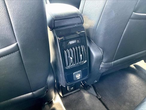 Used 2025 Jeep Compass Limited AWD/4WD image 13