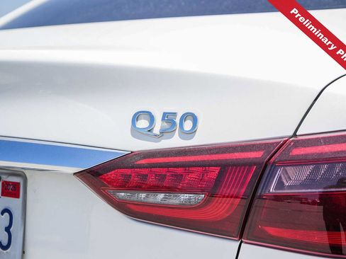 Used 2020 INFINITI Q50 Luxe w/ Essential Package (3.0T Luxe) RWD image 10