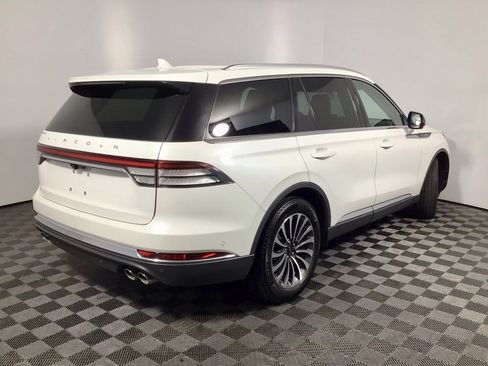 Used 2023 Lincoln Aviator Reserve w/ Equipment Group 201A image 13