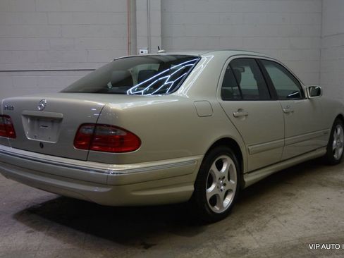Used 2002 Mercedes-Benz E 430 Sedan image 4