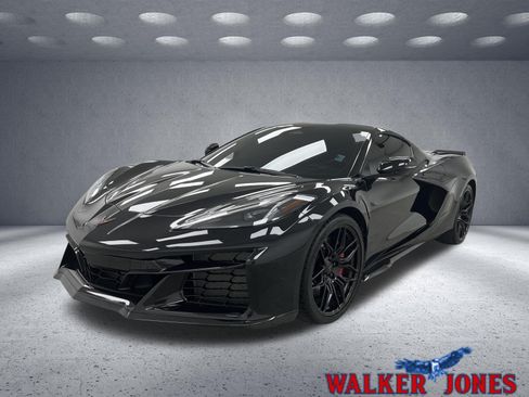 Used 2026 Chevrolet Corvette Z06 RWD image 1