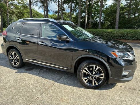 Used 2018 Nissan Rogue SL AWD/4WD image 2