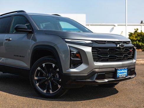 New 2026 Chevrolet Equinox RS w/ Convenience Package III image 3