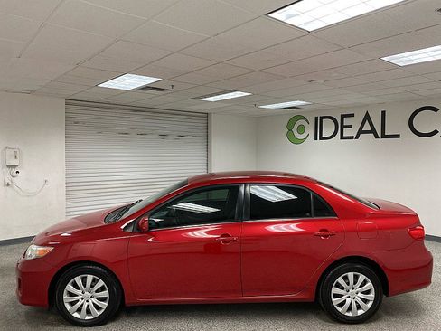Used 2013 Toyota Corolla LE Special Edition image 8