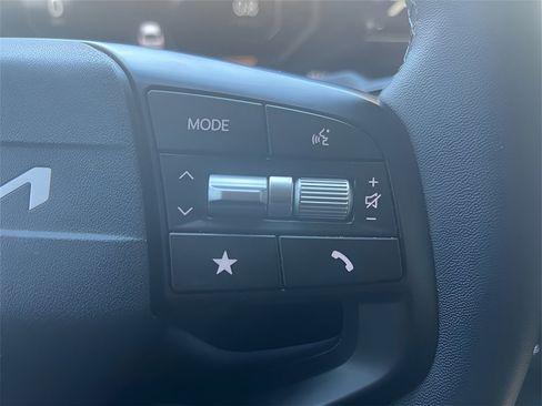 Used 2025 Kia K4 EX image 22