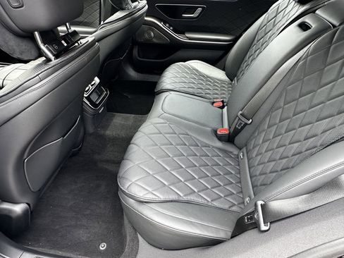 Certified 2025 Mercedes-Benz S 580 4MATIC Sedan image 24
