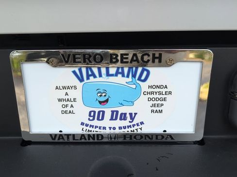 Used 2023 RAM 1500 Laramie image 9