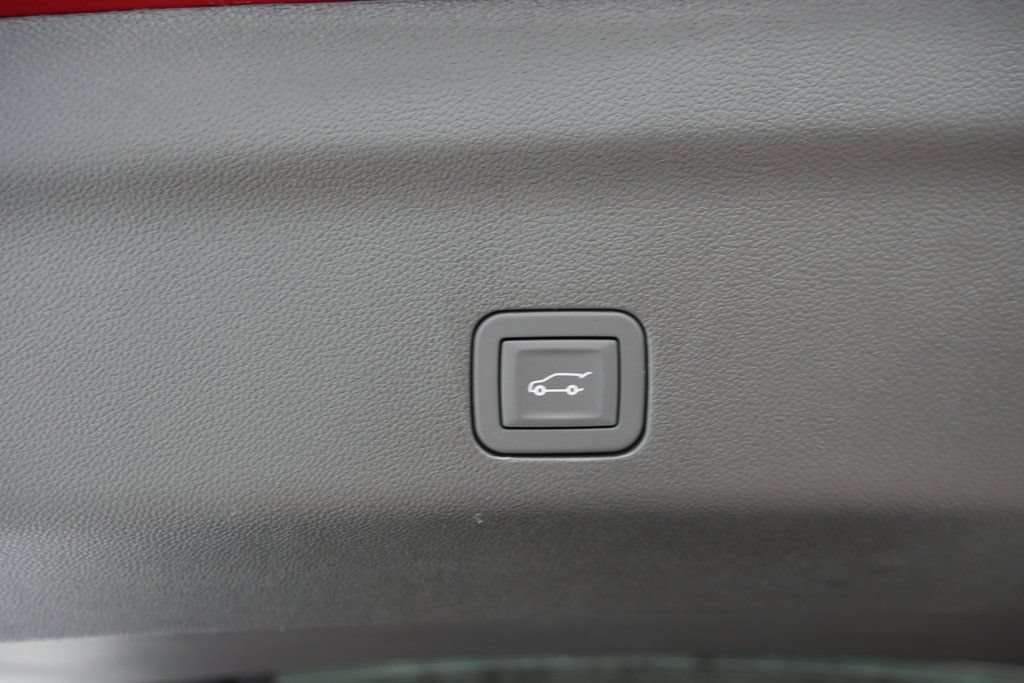 New 2026 Chevrolet Suburban Premier AWD/4WD image 32