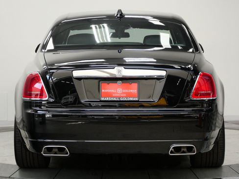 Used 2019 Rolls-Royce Ghost Extended Wheelbase RWD image 8