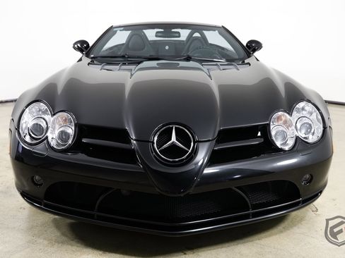 Used 2008 Mercedes-Benz SLR image 6